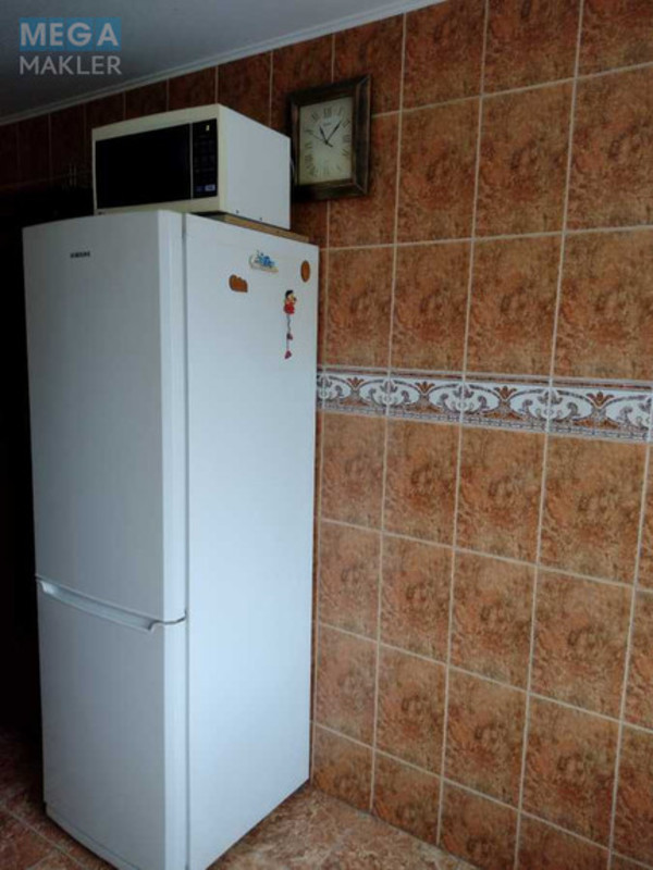 Оренда кімнати (підселення), <a class="location-link" href="/kiev/" title="Недвижимость Київ">Київ</a>, <a class="location-link" href="/kiev/obolonskij/" title="Недвижимость Оболонський район">Оболонський р-н</a>, Маршала Тимошенко ул., 4а (изображение 3)