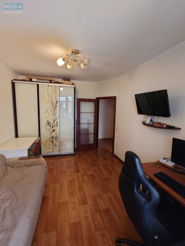 Продаж 2 кімнатної квартири (43/5/27), 3 пов. 3 пов. будинку, <a class="location-link" href="/khmelnitskiy/" title="Недвижимость Хмельницький">Хмельницький</a>, Івана Франка (изображение 8)