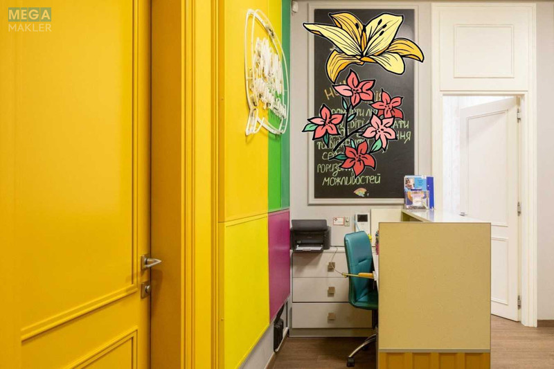 Продаж комерційної нерухомості, 110&nbsp;кв.м, под офис, <a class="location-link" href="/kiev/" title="Недвижимость Київ">Київ</a>, <a class="location-link" href="/kiev/shevchenkovskij/" title="Недвижимость Шевченківський район">Шевченківський р-н</a>, Пушкінська вул., 33 (изображение 2)