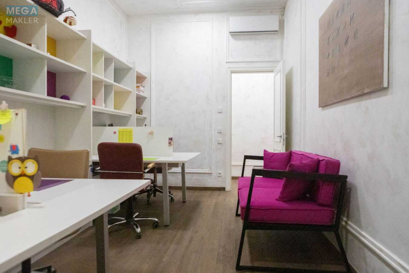 Продаж комерційної нерухомості, 110&nbsp;кв.м, под офис, <a class="location-link" href="/kiev/" title="Недвижимость Київ">Київ</a>, <a class="location-link" href="/kiev/shevchenkovskij/" title="Недвижимость Шевченківський район">Шевченківський р-н</a>, Пушкінська вул., 33 (изображение 21)
