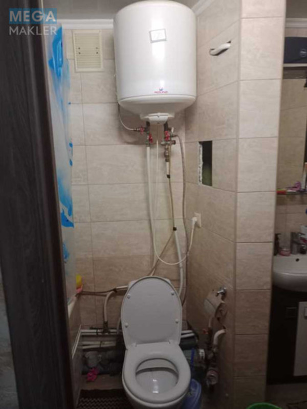 Оренда 1 кімнатної квартири, <a class="location-link" href="/kiev/" title="Недвижимость Київ">Київ</a>, <a class="location-link" href="/kiev/dneprovskij/" title="Недвижимость Дніпровський район">Дніпровський р-н</a>, Андрея Малышко ул., 27 (изображение 4)