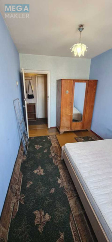 Оренда 3 кімнатної квартири, <a class="location-link" href="/kiev/" title="Недвижимость Київ">Київ</a>, <a class="location-link" href="/kiev/dneprovskij/" title="Недвижимость Дніпровський район">Дніпровський р-н</a>, Миропольская ул., 3 (изображение 3)