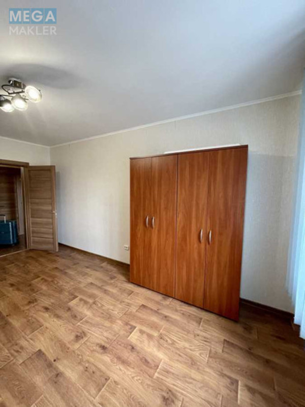 Оренда 1 кімнатної квартири, <a class="location-link" href="/kiev/" title="Недвижимость Київ">Київ</a>, <a class="location-link" href="/kiev/darnickij/" title="Недвижимость Дарницький район">Дарницький р-н</a>, Николая Хвылевого ул., 1 (изображение 5)