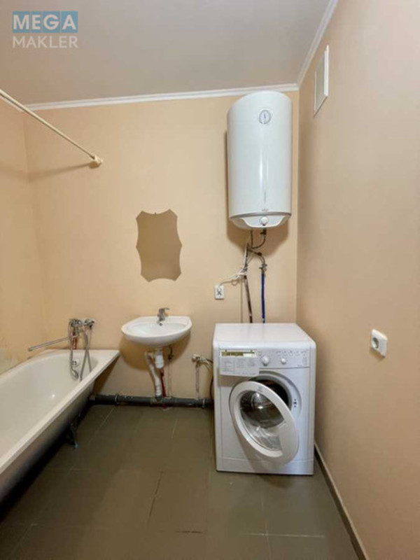 Оренда 1 кімнатної квартири, <a class="location-link" href="/kiev/" title="Недвижимость Київ">Київ</a>, <a class="location-link" href="/kiev/darnickij/" title="Недвижимость Дарницький район">Дарницький р-н</a>, Николая Хвылевого ул., 1 (изображение 10)