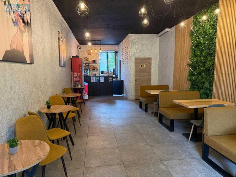 Продаж комерційної нерухомості, 84 кв.м, под магазин, <a class="location-link" href="/kiev/" title="Недвижимость Київ">Київ</a>, <a class="location-link" href="/kiev/darnickij/" title="Недвижимость Дарницький район">Дарницький р-н</a>, Севастопольская ул., 11/27 (изображение 3)
