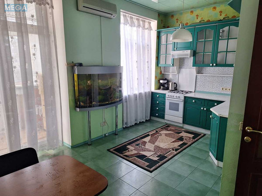 Оренда 2 кімнатної квартири, <a class="location-link" href="/kiev/" title="Недвижимость Київ">Київ</a>, <a class="location-link" href="/kiev/goloseevskij/" title="Недвижимость Голосіївський район">Голосіївський р-н</a>, Саксаганського вул., 85 (изображение 2)