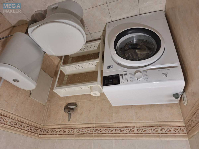Оренда 2 кімнатної квартири, <a class="location-link" href="/kiev/" title="Недвижимость Київ">Київ</a>, <a class="location-link" href="/kiev/goloseevskij/" title="Недвижимость Голосіївський район">Голосіївський р-н</a>, Саксаганського вул., 85 (изображение 5)