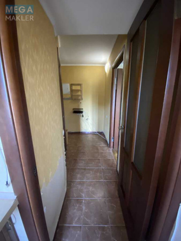 Продаж 2 кімнатної квартири (45/30/6), 5 пов. 5 пов. будинку, <a class="location-link" href="/kiev/" title="Недвижимость Київ">Київ</a>, <a class="location-link" href="/kiev/podolskij/" title="Недвижимость Подільський район">Подільський р-н</a>, Копилівська вул., 67 (изображение 5)