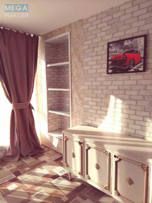 Оренда 1 кімнатної квартири, <a class="location-link" href="/kiev/" title="Недвижимость Київ">Київ</a>, <a class="location-link" href="/kiev/dneprovskij/" title="Недвижимость Дніпровський район">Дніпровський р-н</a>, Князя Романа Мстиславича ул., 4 (изображение 4)
