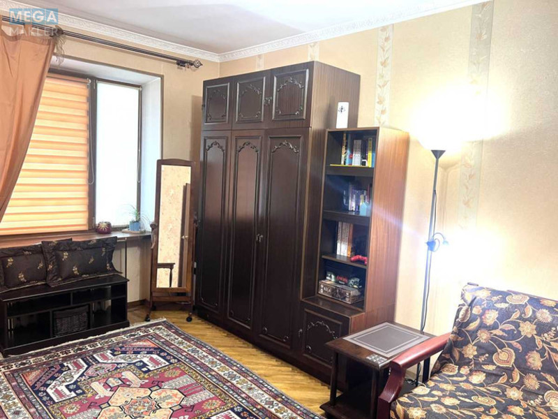 Продаж 2 кімнатної квартири (44/32/7), 1 пов. 4 пов. будинку, <a class="location-link" href="/kiev/" title="Недвижимость Київ">Київ</a>, <a class="location-link" href="/kiev/goloseevskij/" title="Недвижимость Голосіївський район">Голосіївський р-н</a>, Большая Китаевская ул., 53а (изображение 2)