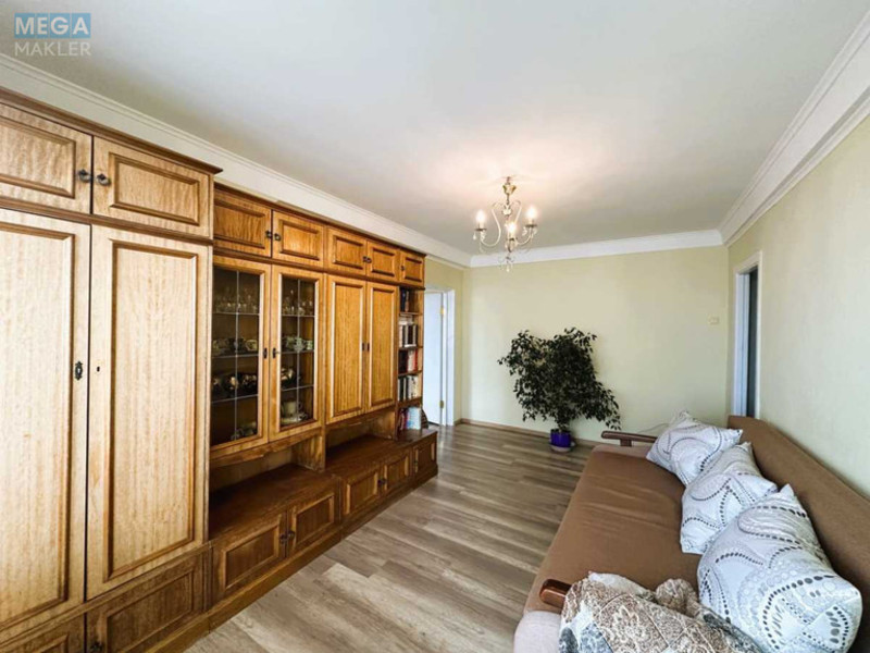 Оренда 3 кімнатної квартири, <a class="location-link" href="/kiev/" title="Недвижимость Київ">Київ</a>, <a class="location-link" href="/kiev/shevchenkovskij/" title="Недвижимость Шевченківський район">Шевченківський р-н</a>, Татарська вул., 36/5 (изображение 3)