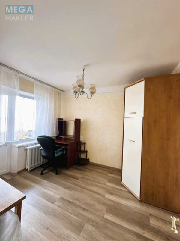 Оренда 3 кімнатної квартири, <a class="location-link" href="/kiev/" title="Недвижимость Київ">Київ</a>, <a class="location-link" href="/kiev/shevchenkovskij/" title="Недвижимость Шевченківський район">Шевченківський р-н</a>, Татарська вул., 36/5 (изображение 9)
