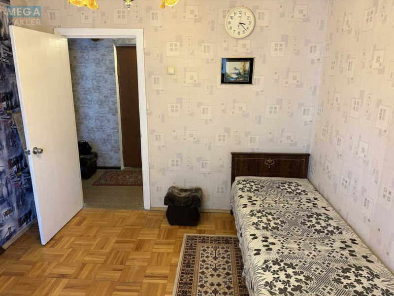 Оренда 3 кімнатної квартири, <a class="location-link" href="/kiev/" title="Недвижимость Київ">Київ</a>, <a class="location-link" href="/kiev/solomenskij/" title="Недвижимость Солом'янський район">Солом'янський р-н</a>, Волгоградська вул., 5 (изображение 13)