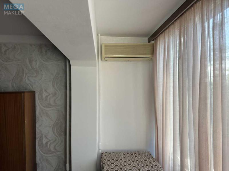 Оренда 3 кімнатної квартири, <a class="location-link" href="/kiev/" title="Недвижимость Київ">Київ</a>, <a class="location-link" href="/kiev/solomenskij/" title="Недвижимость Солом'янський район">Солом'янський р-н</a>, Волгоградська вул., 5 (изображение 24)
