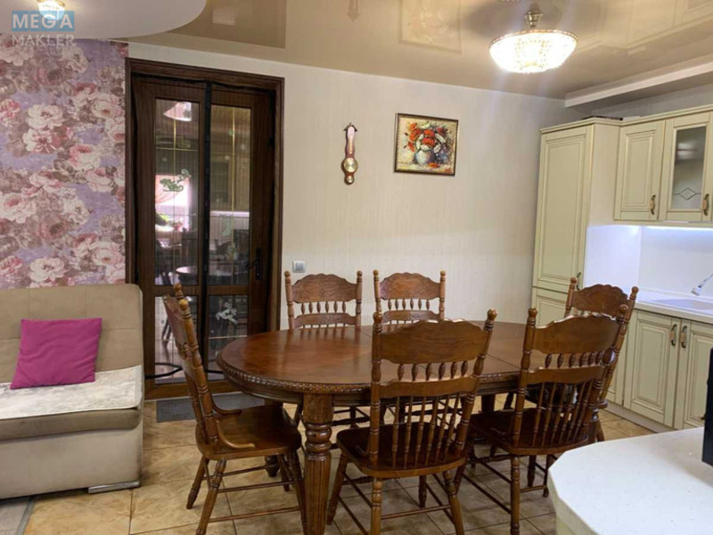 Продаж дома, 2&nbsp;поверху, 201&nbsp;кв.м, 6&nbsp;кімнат, ділянка 5&nbsp;соток, <a class="location-link" href="/vita-pochtovaya/" title="Недвижимость Віта-Поштова">Віта-Поштова</a>, Паркова, 12 (изображение 3)