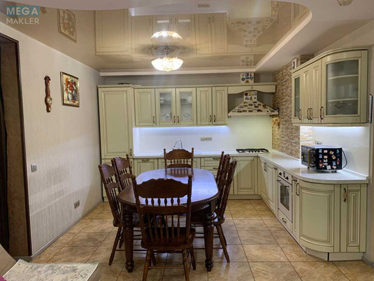 Продаж дома, 2&nbsp;поверху, 201&nbsp;кв.м, 6&nbsp;кімнат, ділянка 5&nbsp;соток, <a class="location-link" href="/vita-pochtovaya/" title="Недвижимость Віта-Поштова">Віта-Поштова</a>, Паркова, 12 (изображение 4)