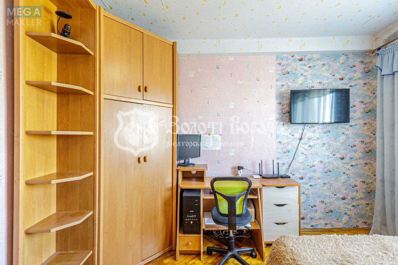 Продаж 3 кімнатної квартири (61/40/7), 8 пов. 9 пов. будинку, <a class="location-link" href="/kiev/" title="Недвижимость Київ">Київ</a>, <a class="location-link" href="/kiev/desnyanskij/" title="Недвижимость Деснянський район">Деснянський р-н</a>, Академіка Курчатова вул., 3 (изображение 11)