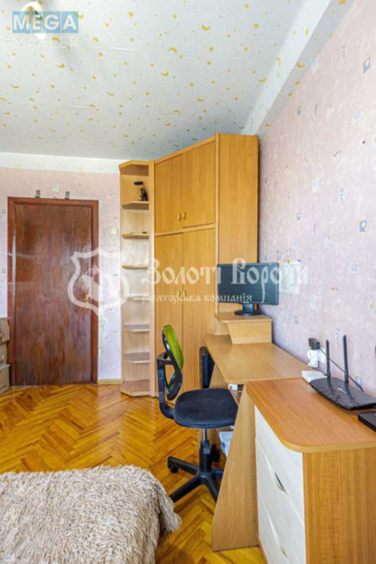 Продаж 3 кімнатної квартири (61/40/7), 8 пов. 9 пов. будинку, <a class="location-link" href="/kiev/" title="Недвижимость Київ">Київ</a>, <a class="location-link" href="/kiev/desnyanskij/" title="Недвижимость Деснянський район">Деснянський р-н</a>, Академіка Курчатова вул., 3 (изображение 12)