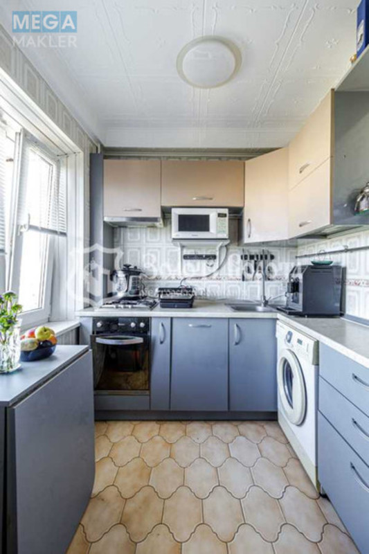 Продаж 3 кімнатної квартири (61/40/7), 8 пов. 9 пов. будинку, <a class="location-link" href="/kiev/" title="Недвижимость Київ">Київ</a>, <a class="location-link" href="/kiev/desnyanskij/" title="Недвижимость Деснянський район">Деснянський р-н</a>, Академіка Курчатова вул., 3 (изображение 14)