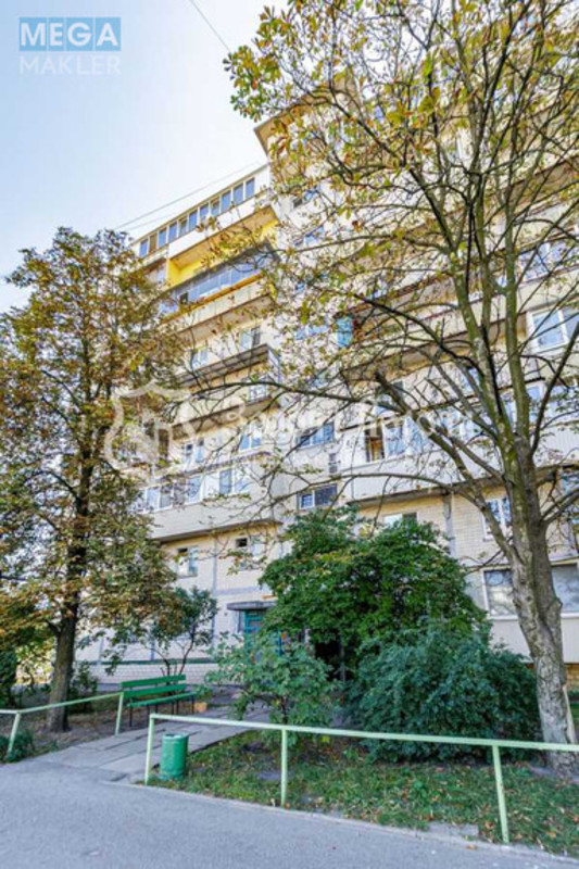 Продаж 3 кімнатної квартири (61/40/7), 8 пов. 9 пов. будинку, <a class="location-link" href="/kiev/" title="Недвижимость Київ">Київ</a>, <a class="location-link" href="/kiev/desnyanskij/" title="Недвижимость Деснянський район">Деснянський р-н</a>, Академіка Курчатова вул., 3 (изображение 22)