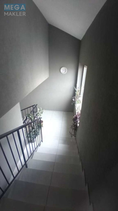 Продаж 1 кімнатної квартири (46,3/?/18,8), 7 пов. 7 пов. будинку, <a class="location-link" href="/kiev/" title="Недвижимость Київ">Київ</a>, <a class="location-link" href="/kiev/goloseevskij/" title="Недвижимость Голосіївський район">Голосіївський р-н</a>, Московський пров., 2б (изображение 6)