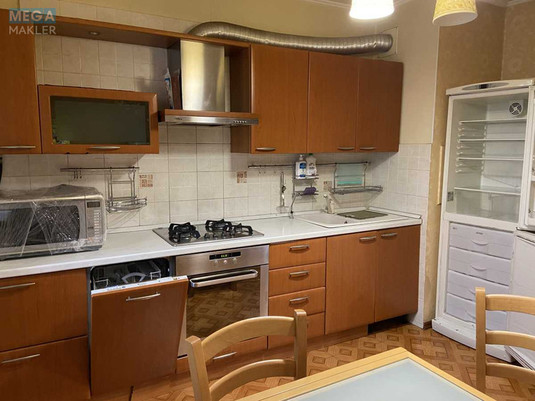 Продаж 3 кімнатної квартири (81/45/11), 3 пов. 10 пов. будинку, <a class="location-link" href="/kiev/" title="Недвижимость Київ">Київ</a>, <a class="location-link" href="/kiev/solomenskij/" title="Недвижимость Солом'янський район">Солом'янський р-н</a>, Кадетський Гай вул., 11 (изображение 2)