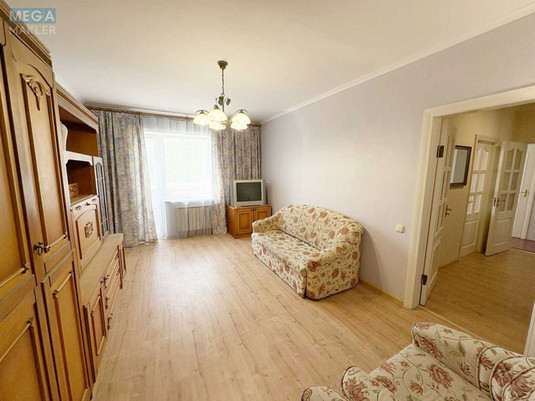 Продаж 2 кімнатної квартири (51/30/7), 4 пов. 9 пов. будинку, <a class="location-link" href="/kiev/" title="Недвижимость Київ">Київ</a>, <a class="location-link" href="/kiev/podolskij/" title="Недвижимость Подільський район">Подільський р-н</a>, Європейського Союзу просп., 64 (изображение 2)