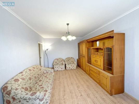 Продаж 2 кімнатної квартири (51/30/7), 4 пов. 9 пов. будинку, <a class="location-link" href="/kiev/" title="Недвижимость Київ">Київ</a>, <a class="location-link" href="/kiev/podolskij/" title="Недвижимость Подільський район">Подільський р-н</a>, Європейського Союзу просп., 64 (изображение 3)