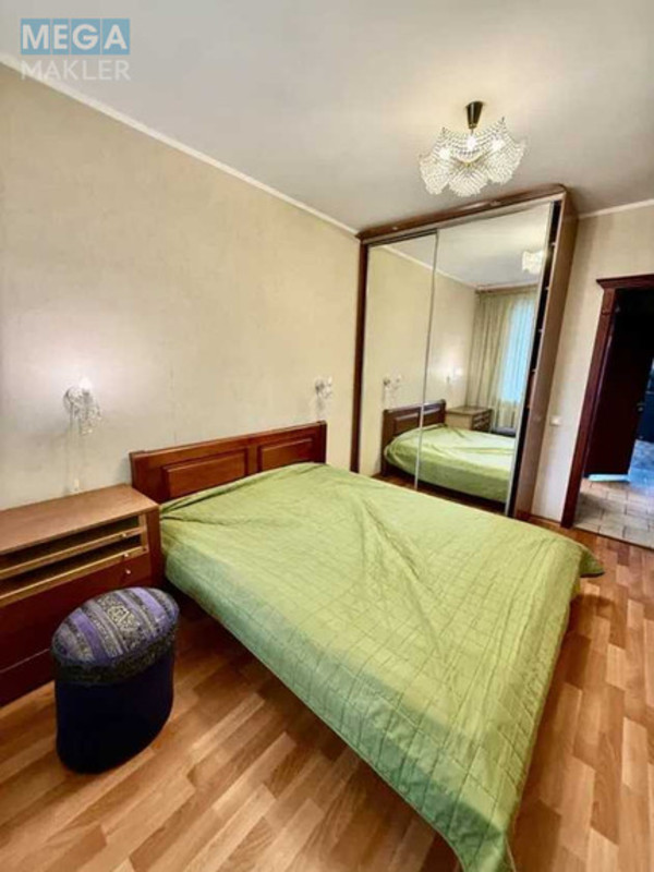 Оренда 3 кімнатної квартири, <a class="location-link" href="/dnepropetrovsk/" title="Недвижимость Дніпра">Дніпро</a>, Гагарина, 104 (изображение 2)