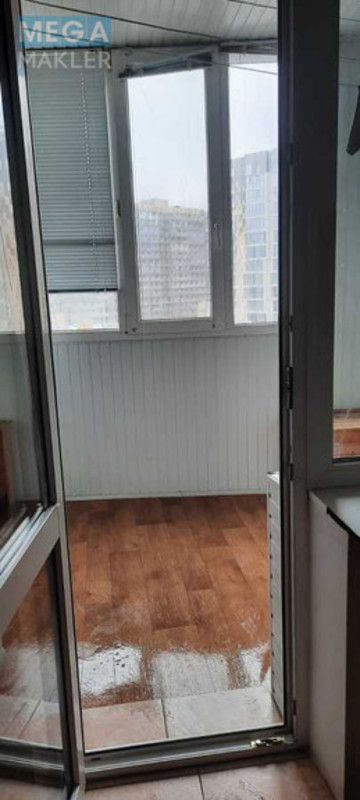Оренда 3 кімнатної квартири, <a class="location-link" href="/dnepropetrovsk/" title="Недвижимость Дніпра">Дніпро</a>, Гагарина, 104 (изображение 9)
