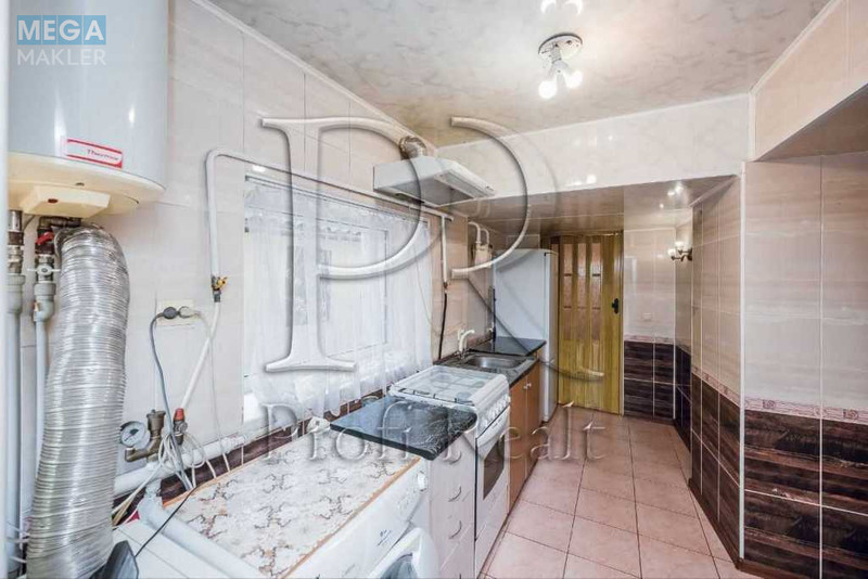 Продаж дома, 2&nbsp;поверху, 72&nbsp;кв.м, 3&nbsp;кімнати, ділянка 7&nbsp;соток, <a class="location-link" href="/tarasovka-selo-kv-kievo-svyatoshinskij-rajon/" title="Недвижимость Тарасівка">Тарасівка</a>, Шевченко вулиця (изображение 8)