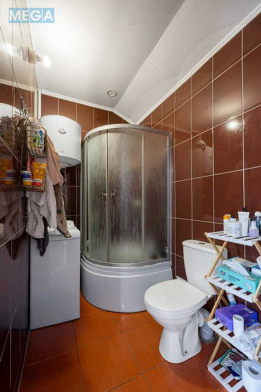Продаж 2 кімнатної квартири (57/23/30), 4 пов. 4 пов. будинку, <a class="location-link" href="/lviv/" title="Недвижимость Львів">Львів</a>, <a class="location-link" href="/lviv/galickij/" title="Недвижимость Галицький район">Галицький р-н</a>, Кучера (изображение 9)