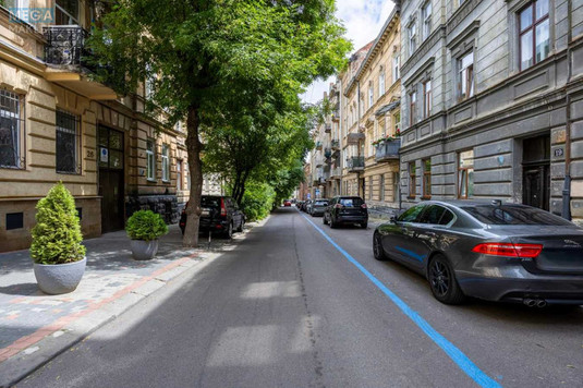 Продаж 2 кімнатної квартири (57/23/30), 4 пов. 4 пов. будинку, <a class="location-link" href="/lviv/" title="Недвижимость Львів">Львів</a>, <a class="location-link" href="/lviv/galickij/" title="Недвижимость Галицький район">Галицький р-н</a>, Кучера (изображение 11)