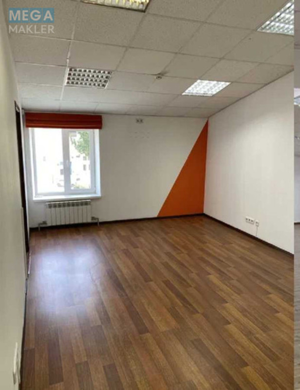 Оренда комерційної нерухомості, 382 кв.м, под офис, <a class="location-link" href="/kiev/" title="Недвижимость Київ">Київ</a>, <a class="location-link" href="/kiev/podolskij/" title="Недвижимость Подільський район">Подільський р-н</a>, Межигорская ул., 87а (изображение 8)