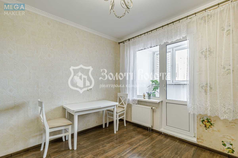 Продаж 3 кімнатної квартири (98,8/53,5/11,5), 10 пов. 25 пов. будинку, <a class="location-link" href="/kiev/" title="Недвижимость Київ">Київ</a>, <a class="location-link" href="/kiev/goloseevskij/" title="Недвижимость Голосіївський район">Голосіївський р-н</a>, Науки просп., 55а (изображение 12)