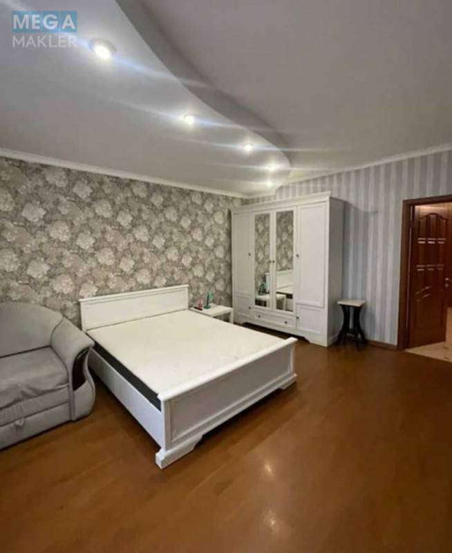 Новобудова, 25 поверхів, <a class="location-link" href="/kiev/" title="Недвижимость Київ">Київ</a>, <a class="location-link" href="/kiev/goloseevskij/" title="Недвижимость Голосіївський район">Голосіївський р-н</a>, Голосеевская пл., 13а (изображение 5)