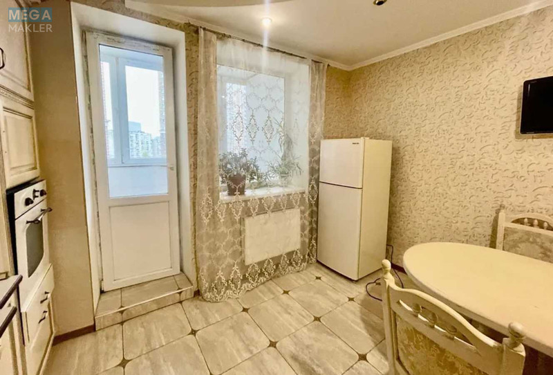 Новобудова, 25 поверхів, <a class="location-link" href="/kiev/" title="Недвижимость Київ">Київ</a>, <a class="location-link" href="/kiev/goloseevskij/" title="Недвижимость Голосіївський район">Голосіївський р-н</a>, Голосеевская пл., 13а (изображение 8)