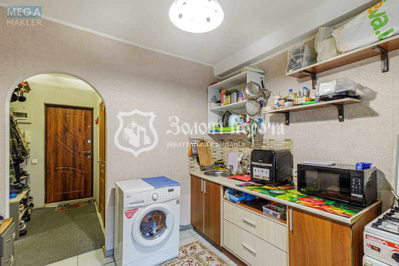 Продаж 2 кімнатної квартири (55/30/8,4), 4 пов. 16 пов. будинку, <a class="location-link" href="/kiev/" title="Недвижимость Київ">Київ</a>, <a class="location-link" href="/kiev/budennovskij/" title="Недвижимость Будённовский район">Будённовский р-н</a>, Академіка Глушкова просп., 49 (изображение 7)