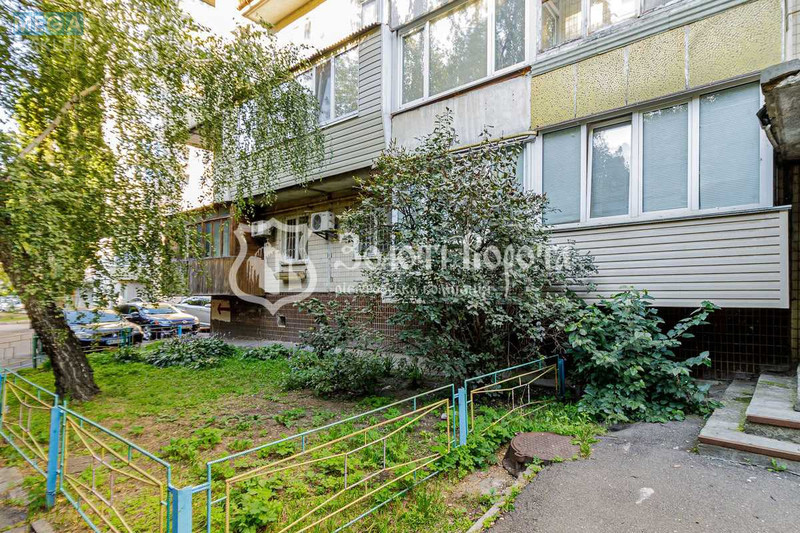 Продаж 2 кімнатної квартири (55/30/8,4), 4 пов. 16 пов. будинку, <a class="location-link" href="/kiev/" title="Недвижимость Київ">Київ</a>, <a class="location-link" href="/kiev/budennovskij/" title="Недвижимость Будённовский район">Будённовский р-н</a>, Академіка Глушкова просп., 49 (изображение 14)