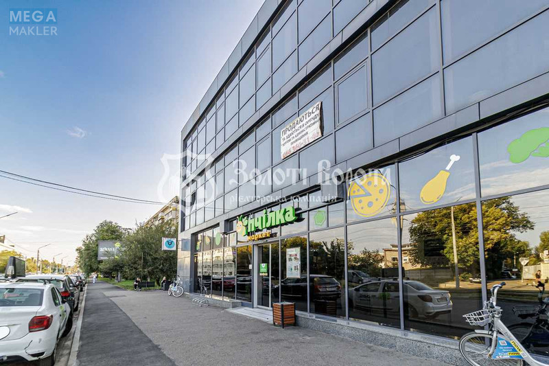 Продаж 2 кімнатної квартири (55/30/8,4), 4 пов. 16 пов. будинку, <a class="location-link" href="/kiev/" title="Недвижимость Київ">Київ</a>, <a class="location-link" href="/kiev/budennovskij/" title="Недвижимость Будённовский район">Будённовский р-н</a>, Академіка Глушкова просп., 49 (изображение 17)
