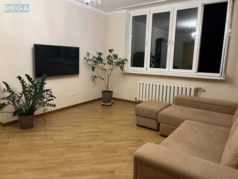 Продаж 3 кімнатної квартири (108/?/16), 28 пов. 35 пов. будинку, <a class="location-link" href="/kiev/" title="Недвижимость Київ">Київ</a>, <a class="location-link" href="/kiev/darnickij/" title="Недвижимость Дарницький район">Дарницький р-н</a>, Срібнокільська вул., 1 (изображение 11)