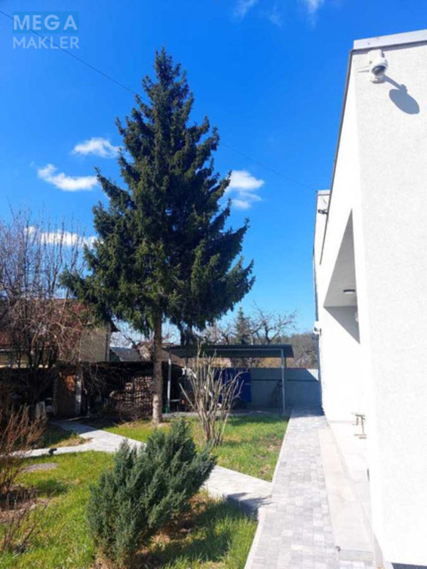 Оренда дома, <a class="location-link" href="/kiev/" title="Недвижимость Київ">Київ</a>, <a class="location-link" href="/kiev/svyatoshinskij/" title="Недвижимость Святошинський район">Святошинський р-н</a>, Стеценка вул. (изображение 2)