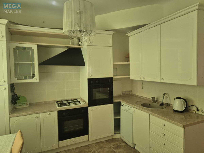 Оренда 2 кімнатної квартири, <a class="location-link" href="/kiev/" title="Недвижимость Київ">Київ</a>, <a class="location-link" href="/kiev/pecherskij/" title="Недвижимость Печерський район">Печерський р-н</a>, Дружби Народів бульв., 18 (изображение 5)