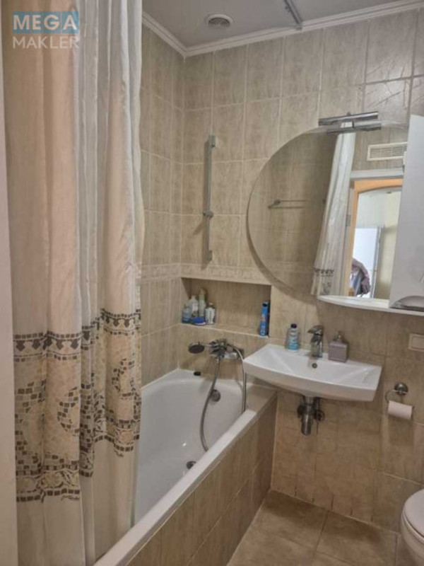 Оренда 2 кімнатної квартири, <a class="location-link" href="/kiev/" title="Недвижимость Київ">Київ</a>, <a class="location-link" href="/kiev/pecherskij/" title="Недвижимость Печерський район">Печерський р-н</a>, Дружби Народів бульв., 18 (изображение 8)