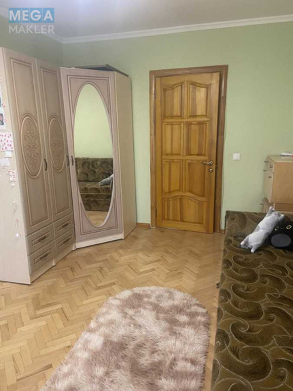 Оренда 2 кімнатної квартири, <a class="location-link" href="/kiev/" title="Недвижимость Київ">Київ</a>, <a class="location-link" href="/kiev/centralno-gorodskoj/" title="Недвижимость Центрально-Городской район">Центрально-Городской р-н</a>, Миколи Матеюка вул., 5 (изображение 6)