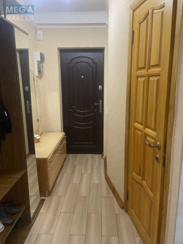 Оренда 2 кімнатної квартири, <a class="location-link" href="/kiev/" title="Недвижимость Київ">Київ</a>, <a class="location-link" href="/kiev/centralno-gorodskoj/" title="Недвижимость Центрально-Городской район">Центрально-Городской р-н</a>, Миколи Матеюка вул., 5 (изображение 7)