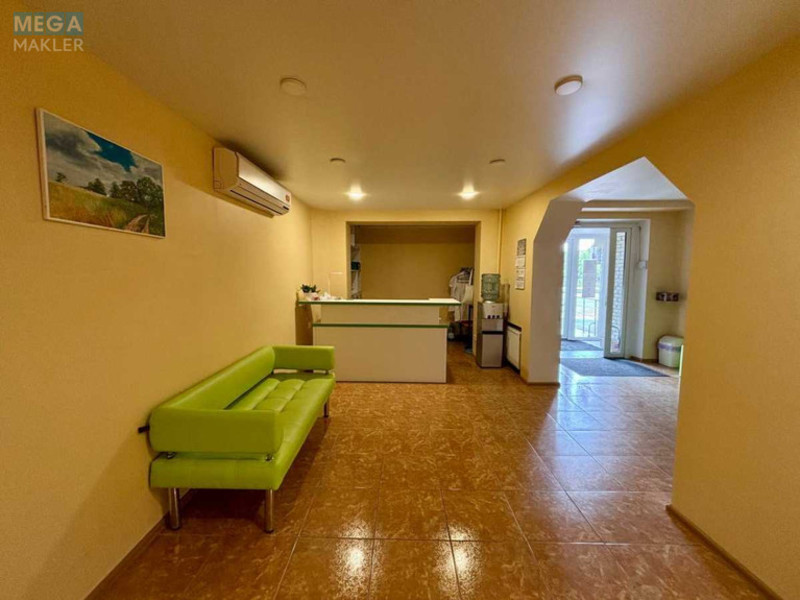 Продаж комерційної нерухомості, 131 кв.м, под магазин, <a class="location-link" href="/dnepropetrovsk/" title="Недвижимость Дніпра">Дніпро</a>, Набережна Перемоги (изображение 4)