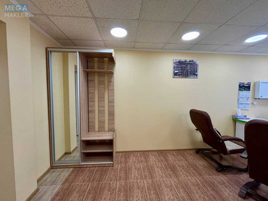 Продаж комерційної нерухомості, 131&nbsp;кв.м, под магазин, <a class="location-link" href="/dnepropetrovsk/" title="Недвижимость Дніпра">Дніпро</a>, Набережна Перемоги (изображение 7)