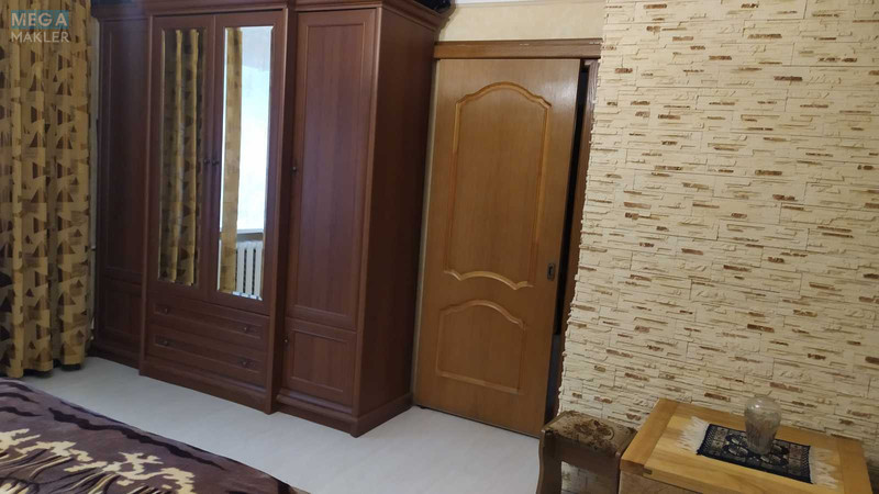 Оренда дома, <a class="location-link" href="/kiev/" title="Недвижимость Київ">Київ</a>, <a class="location-link" href="/kiev/goloseevskij/" title="Недвижимость Голосіївський район">Голосіївський р-н</a>, Гвардійська вул. (изображение 4)
