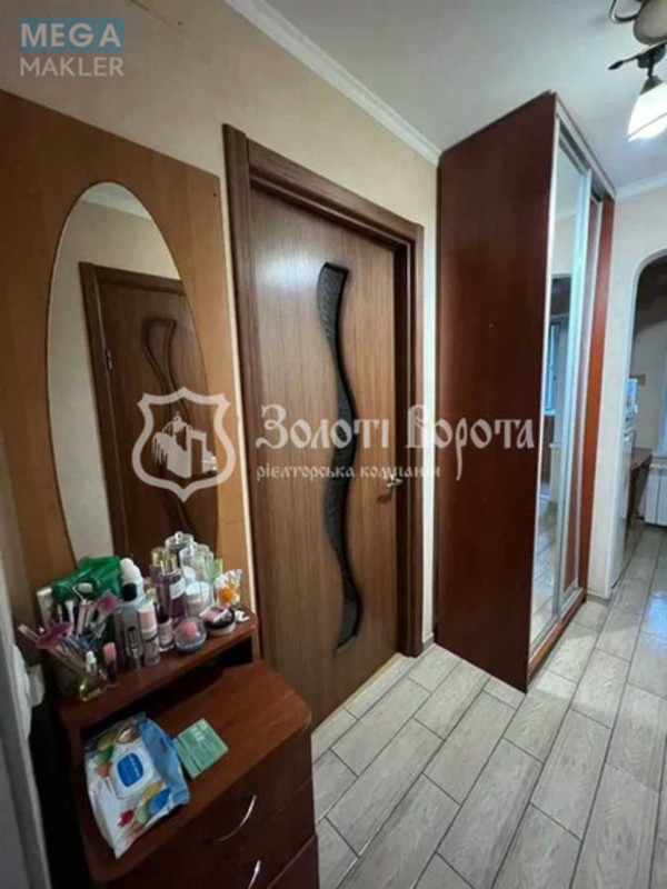 Продаж 1 кімнатної квартири (28,8/13/5,3), 1 пов. 5 пов. будинку, <a class="location-link" href="/kiev/" title="Недвижимость Київ">Київ</a>, <a class="location-link" href="/kiev/svyatoshinskij/" title="Недвижимость Святошинський район">Святошинський р-н</a>, Синьоозерна вул., 6а (изображение 7)